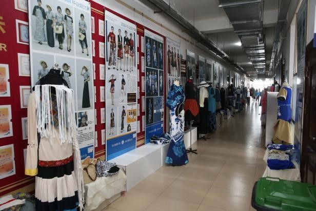 英国上市公司365