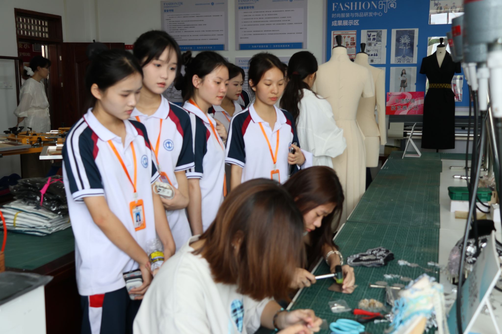 英国上市公司365