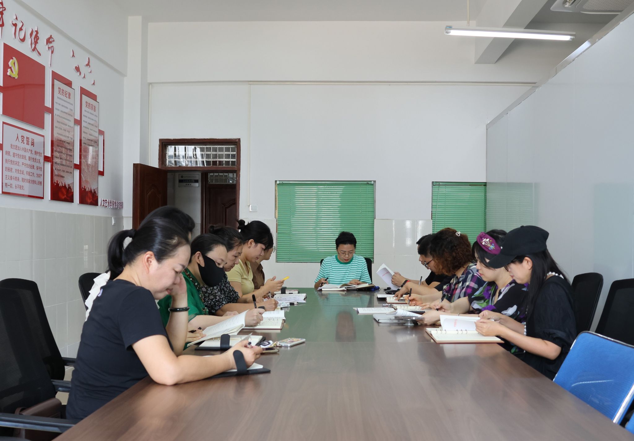 英国上市公司365