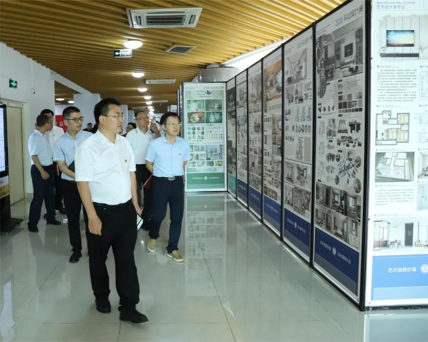 英国上市公司365