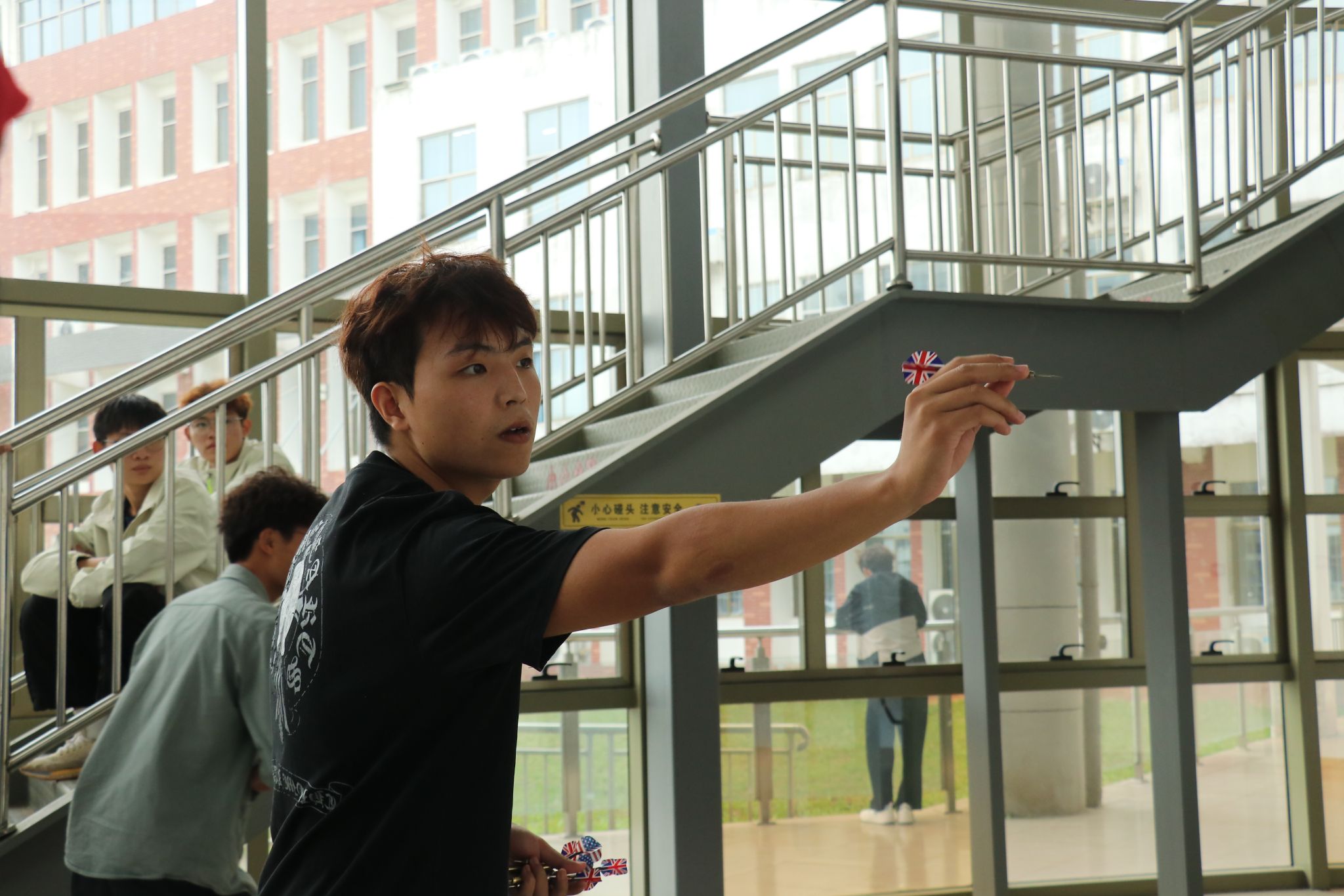 英国上市公司365