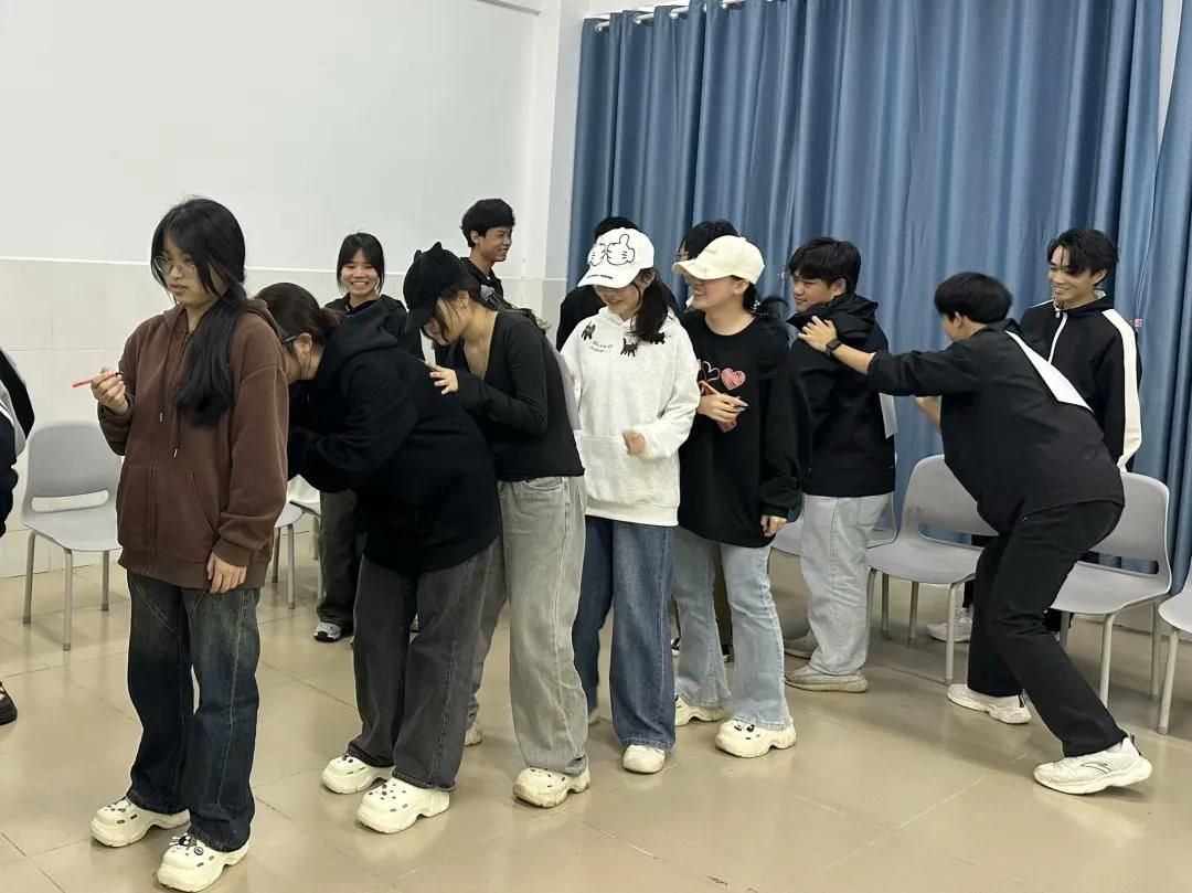 英国上市公司365