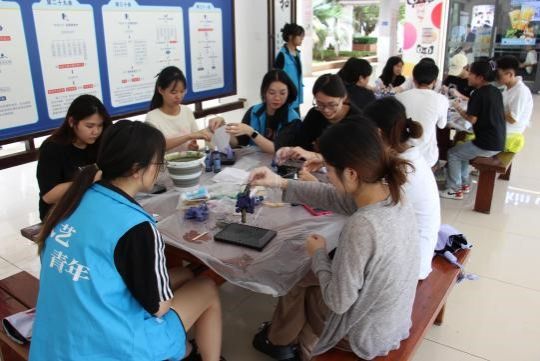 英国上市公司365