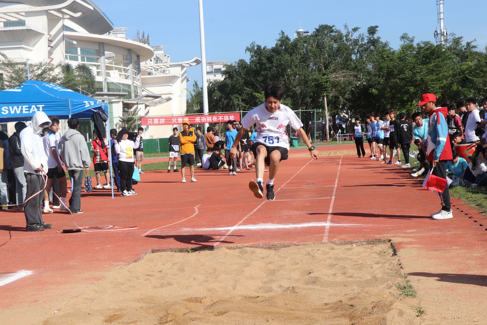 英国上市公司365