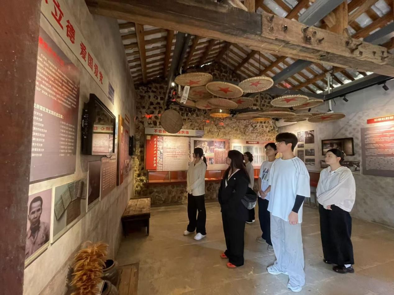 英国上市公司365