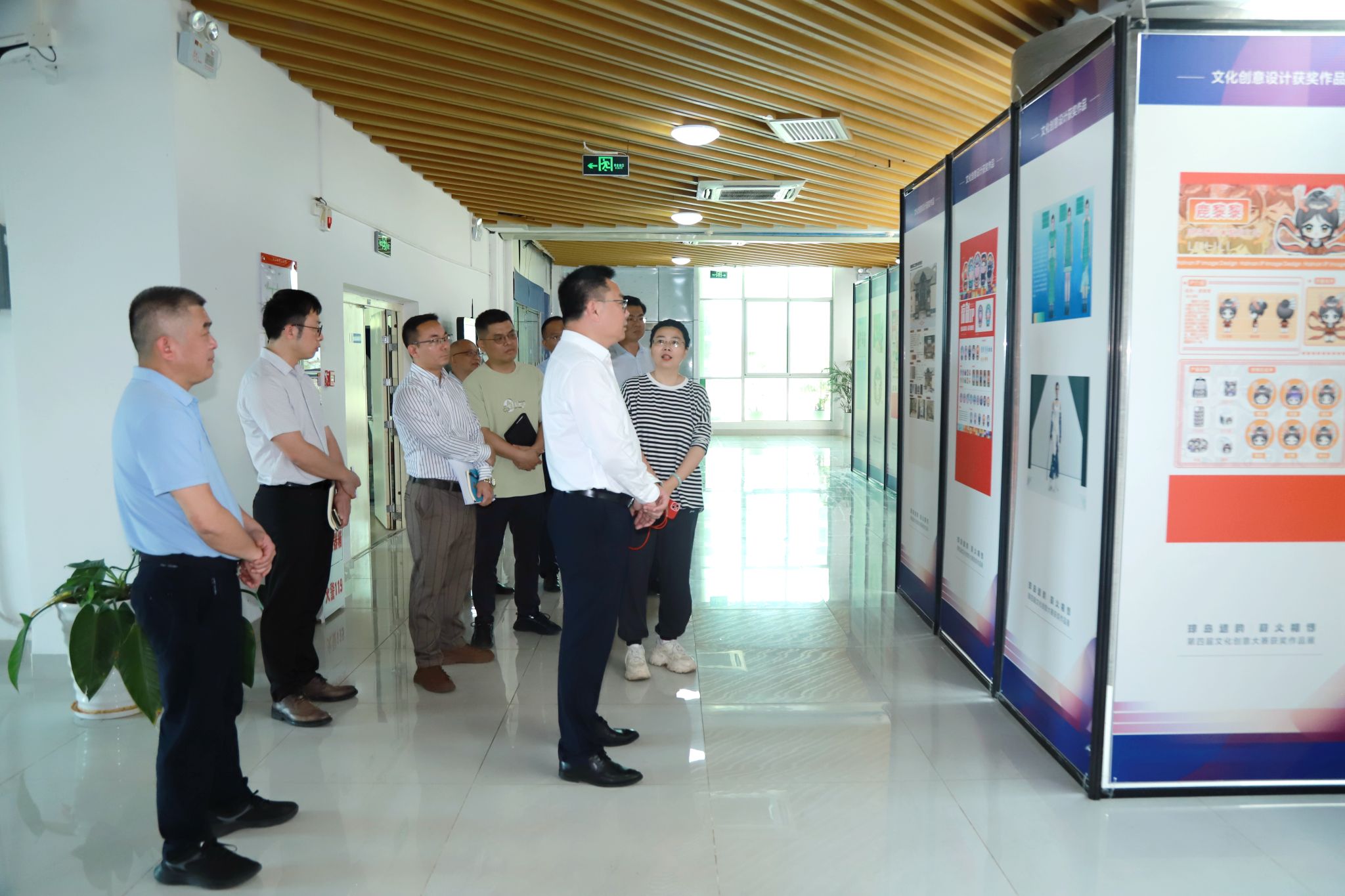 英国上市公司365