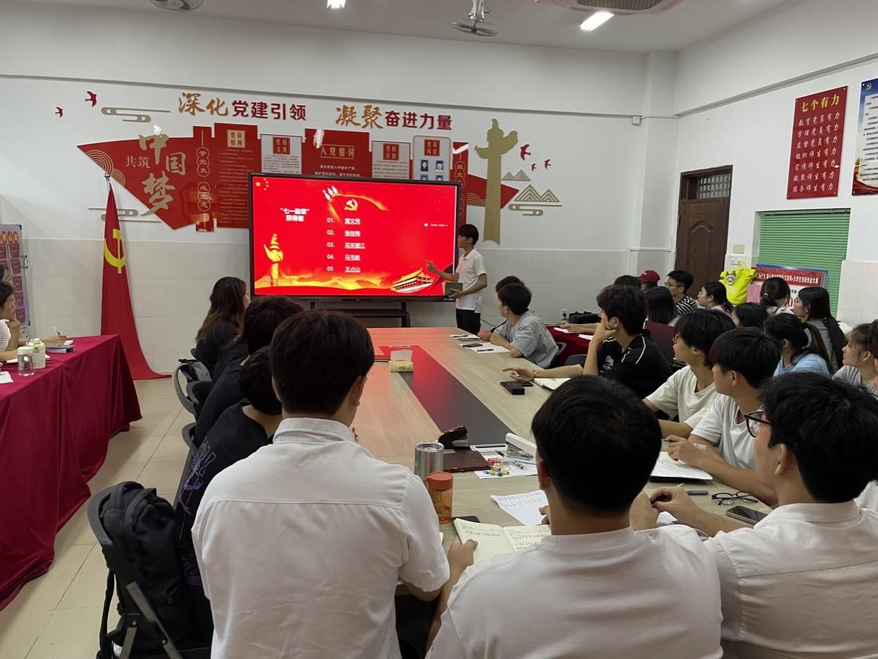 英国上市公司365