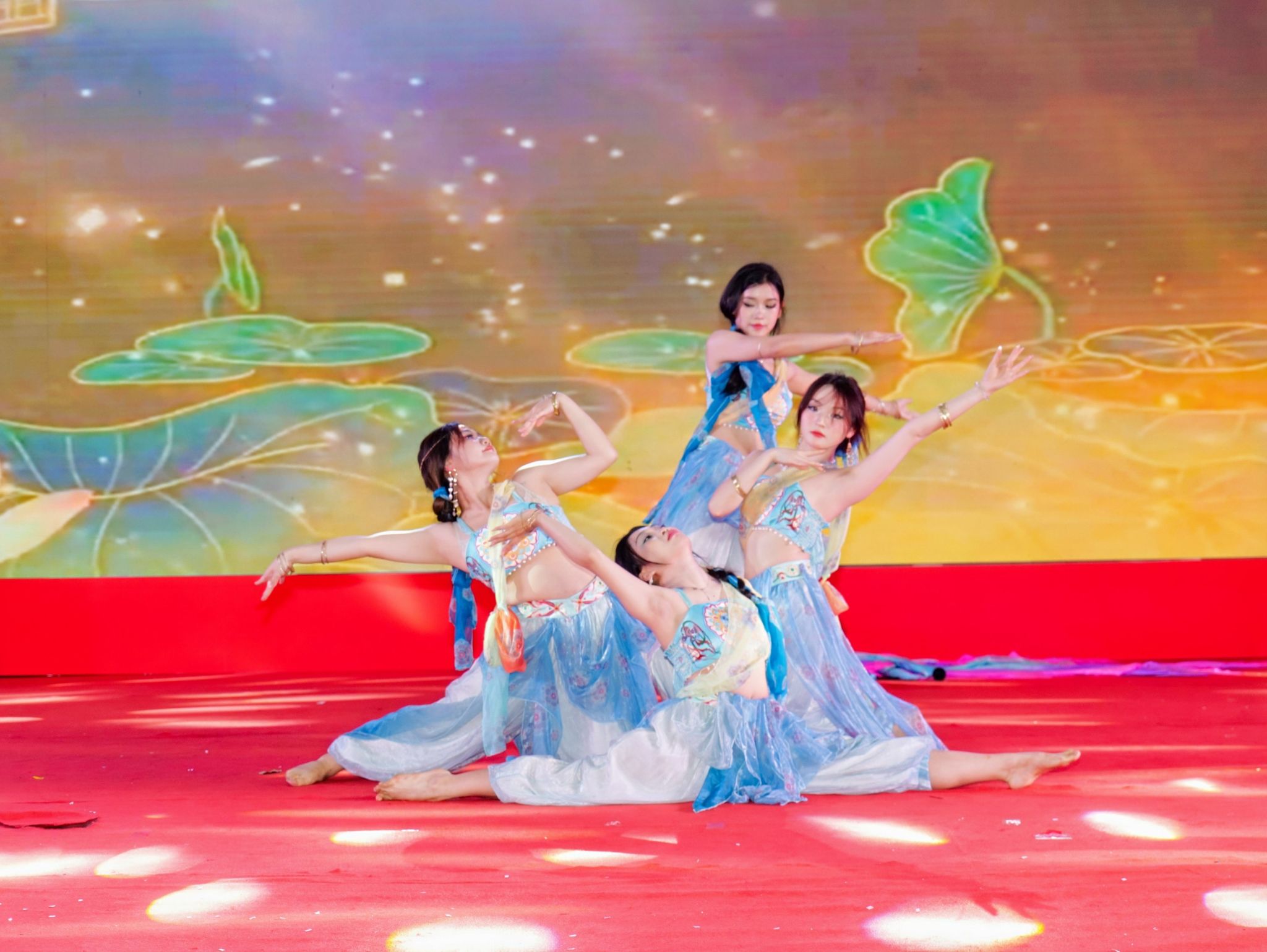 英国上市公司365