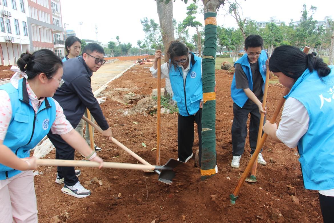 英国上市公司365